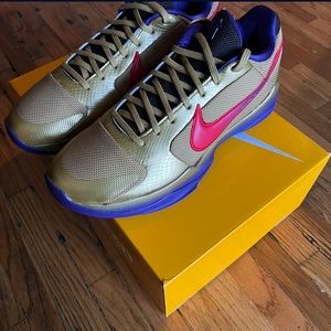 Kobe’s ship or pick up